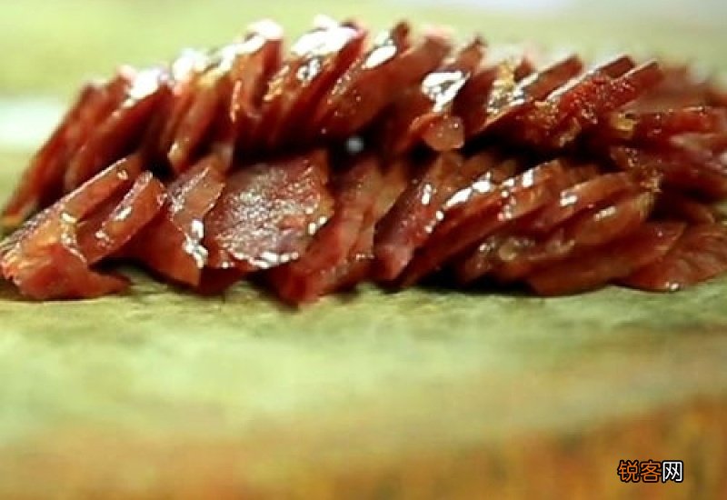 香肠切了蒸还是蒸了切