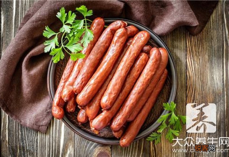 香肠越红越好吗