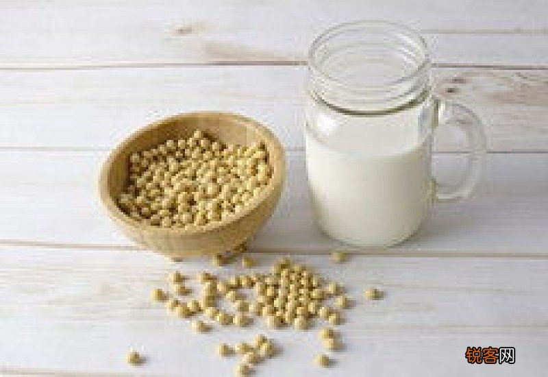 喝牛奶记住4个最佳时间适合补钙