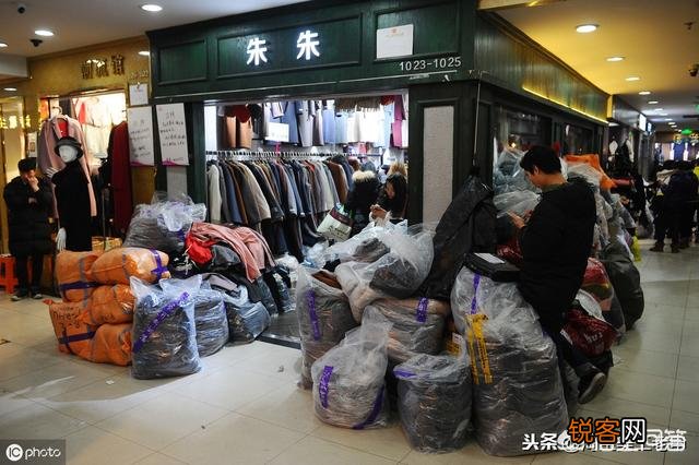 当阿里巴巴、1688都开始批发变零售了,淘宝这类网站的经营会变困难吗？