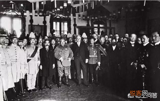 辛亥革命时清政府全国有多少军队,为什么一定要用北洋军,当时北洋军有多少人？