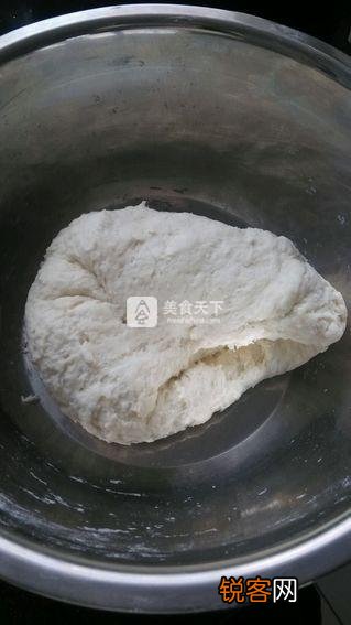 培根披萨的做法