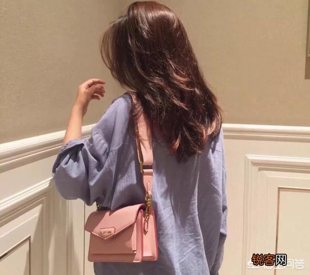 小CK的包包值得买吗？有什么推荐？