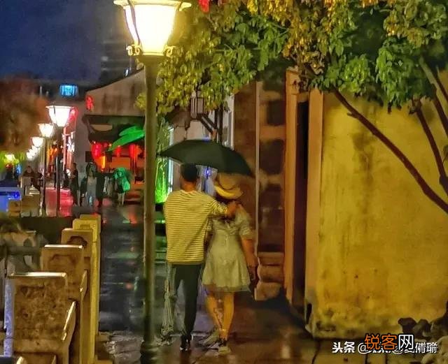 被一群人孤立了可怕吗？