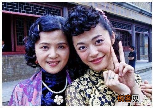 《潜伏》里吴敬中要求下属接家属,除了给余则成出难题,还有何原因？