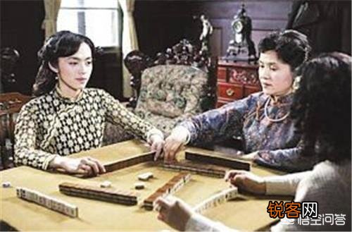 《潜伏》里吴敬中要求下属接家属,除了给余则成出难题,还有何原因？