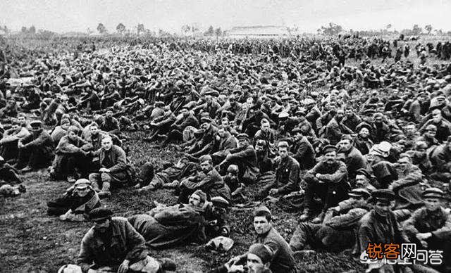 希特勒进攻苏联后,斯大林为何消失了整整两周？在这段时间里,他做了什么？