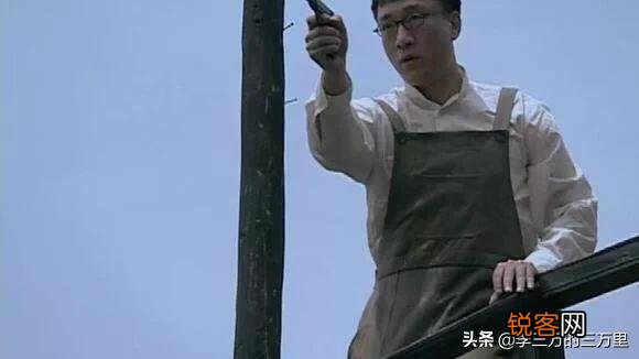 《潜伏》里李海丰怎么知道有人杀他？