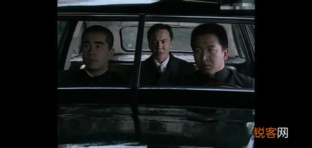 《潜伏》里李海丰怎么知道有人杀他？