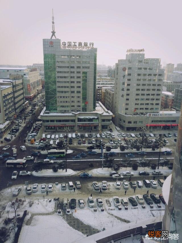 从《潜伏》可以看出怎样的职场生存法则？