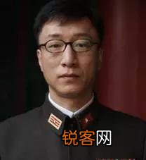 在《潜伏》里,为什么李涯一直斗不过余则成？