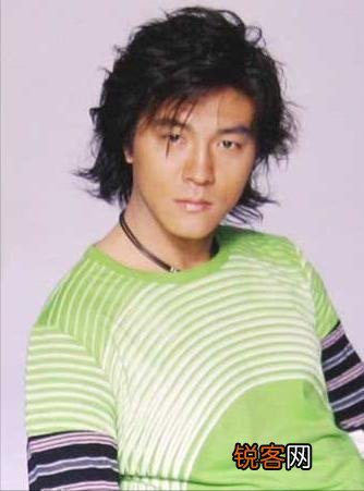 亚洲足坛历史最帅11人阵容,又要帅又要能打,怎么选？