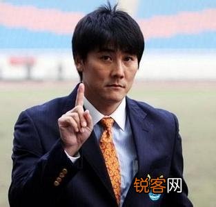 亚洲足坛历史最帅11人阵容,又要帅又要能打,怎么选？