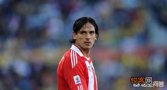 你认为足球界颜值最高的首发11人有哪些？