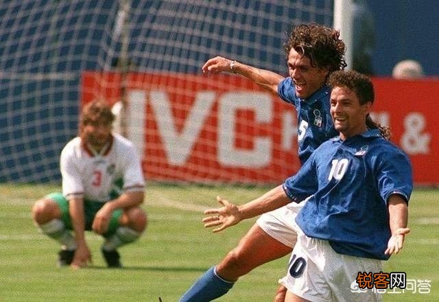 你认为足球界颜值最高的首发11人有哪些？