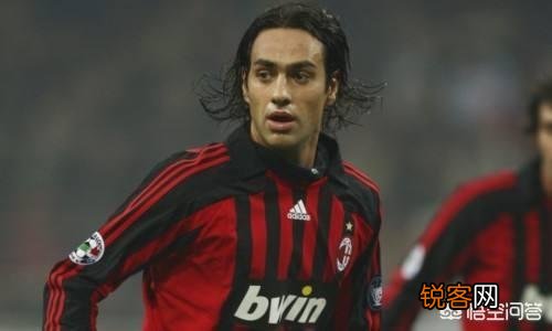 你认为足球界颜值最高的首发11人有哪些？