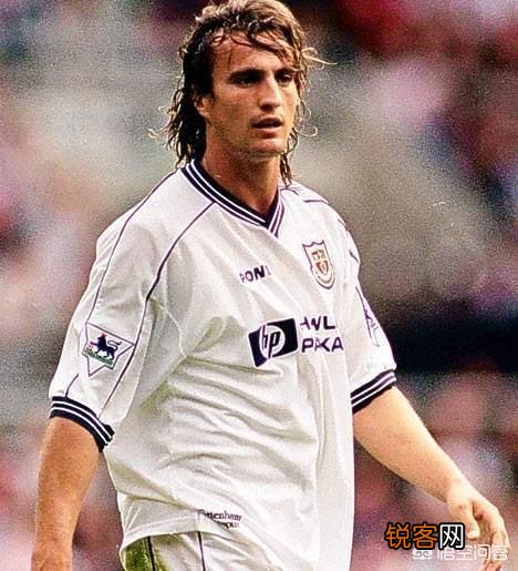 你认为足球界颜值最高的首发11人有哪些？