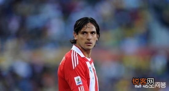 你认为足球界颜值最高的首发11人有哪些？