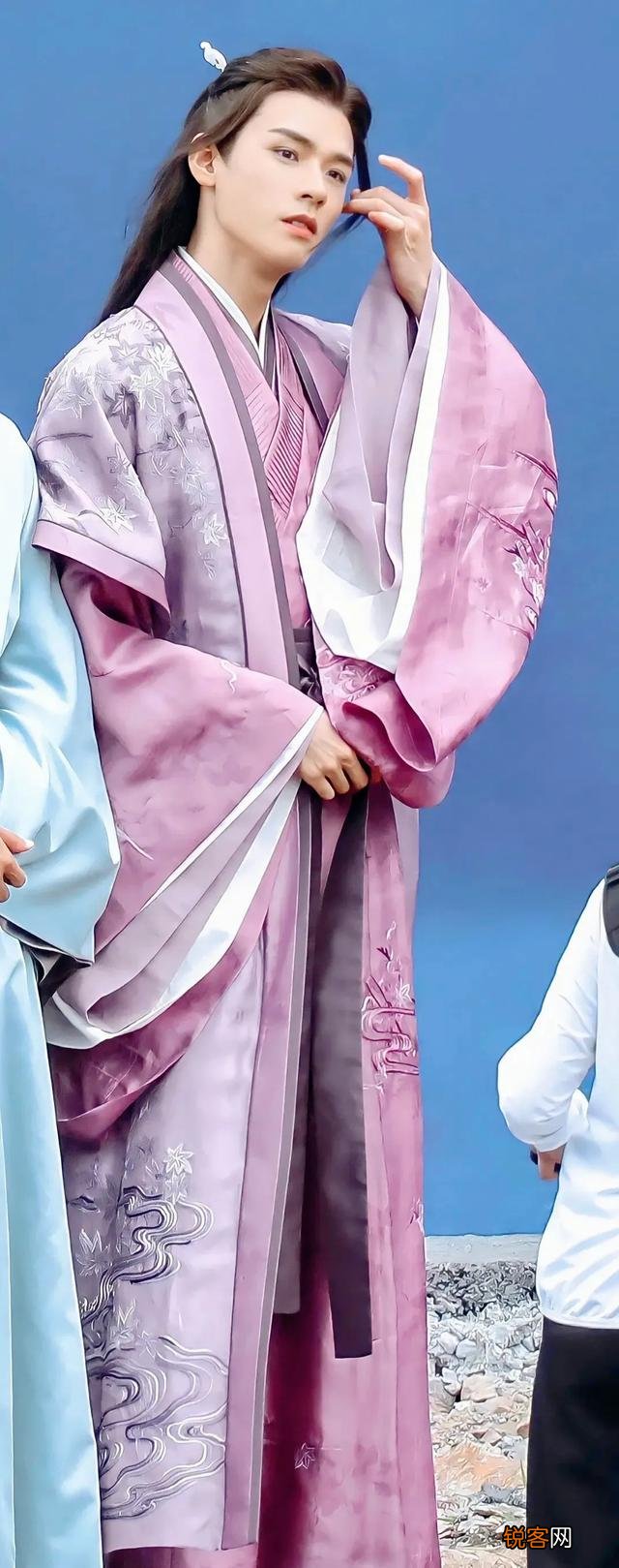 中国目前为止排名第一的美男子是谁？