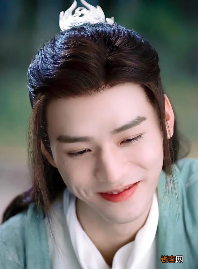 中国目前为止排名第一的美男子是谁？