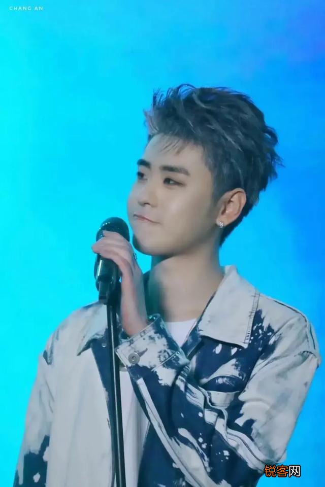 中国目前为止排名第一的美男子是谁？