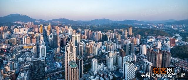 如果房价崩盘会出现什么后果？