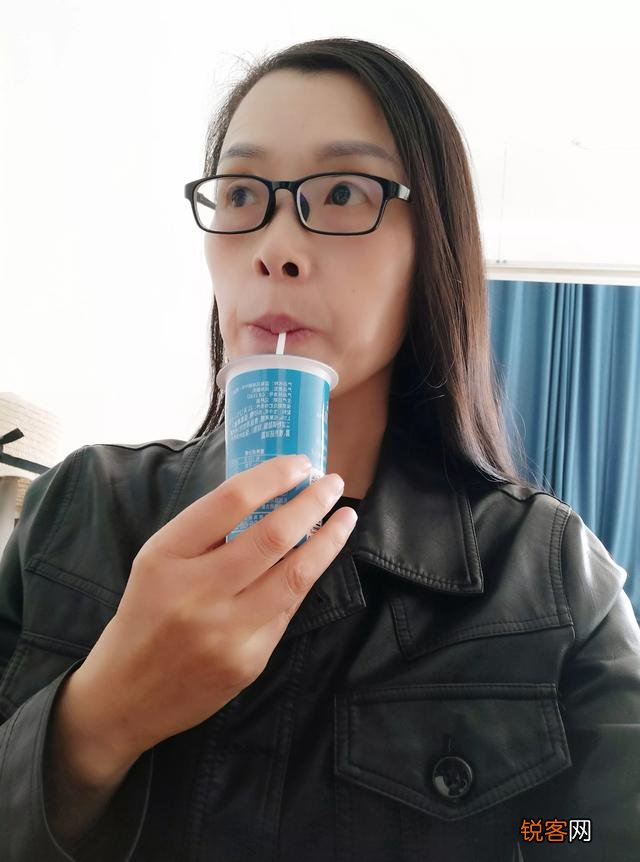 身边有没有“不吃辣”、“口味很淡”、“不吃酱油”、“不吃甜食”、“不吃味精”的人吗？你认为该如何评价这些人？