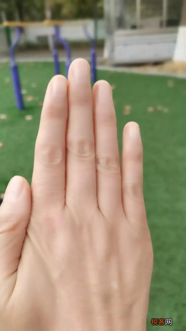 身边有没有“不吃辣”、“口味很淡”、“不吃酱油”、“不吃甜食”、“不吃味精”的人吗？你认为该如何评价这些人？