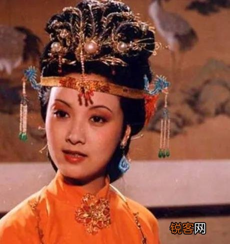 贾府抄检大观园,黛玉被抄检出了赃物,为什么王熙凤却放过她？
