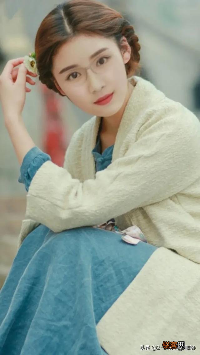 怎样体现一个人的气质？