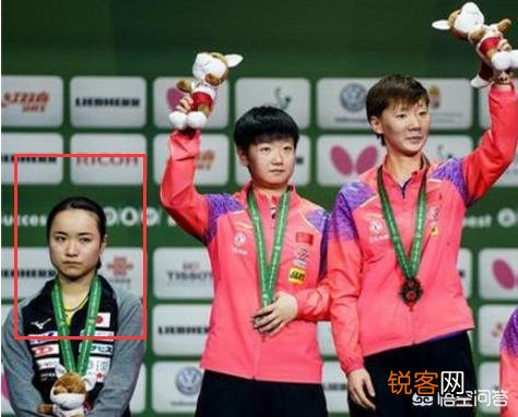 为何有人说世乒赛女双决赛不单止火了伊藤美诚,还火了国乒教练肖战呢？