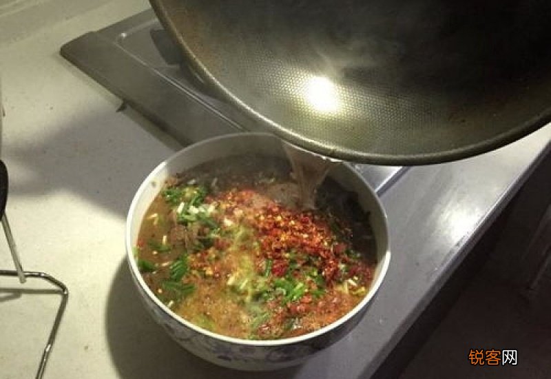 煮牛肉放什么调料比较好