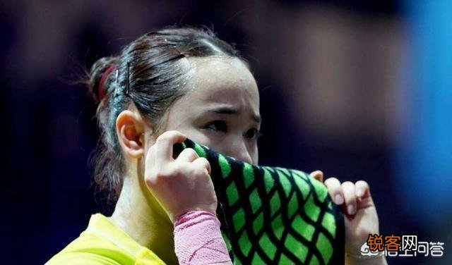 冲冠失败后,为何伊藤美诚会在世乒赛女双颁奖仪式上,全程黑脸如同霜打的茄子呢？