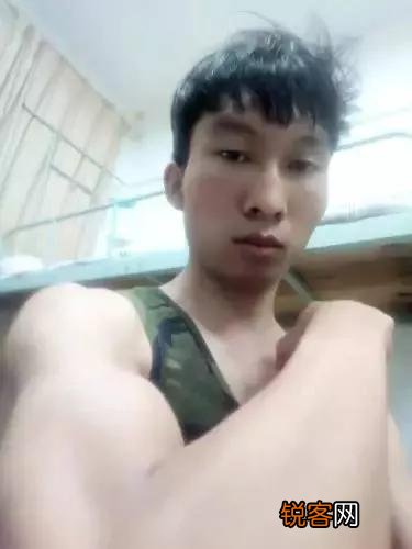 一个直男被帅帅的小哥哥表白了怎么办？