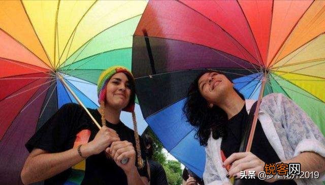 请问讨厌同性恋的人是什么原因？