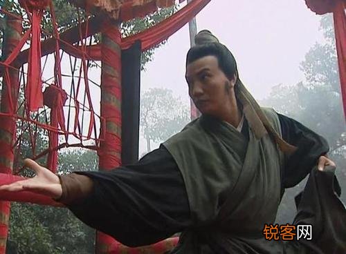 武松和燕青徒手拼死相搏,谁的胜面大一些,为何？