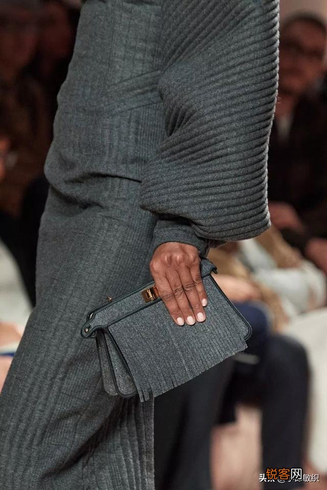 小包正流行,有哪些精致可爱的Mini包推荐？