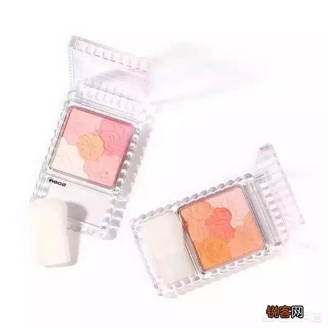 化一个简单的裸妆需要什么化妆品？