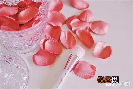 有好看的彩妆推荐吗？