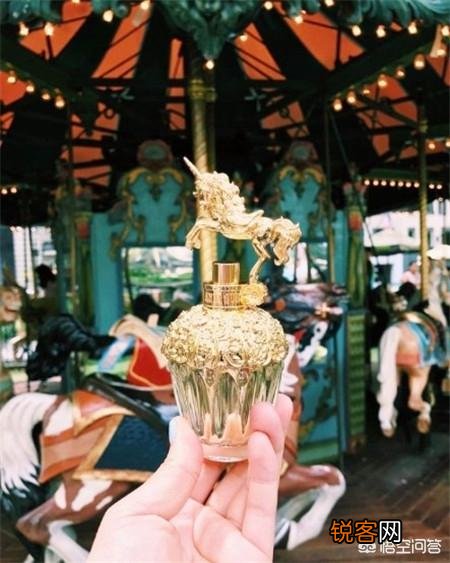 有好看的彩妆推荐吗？