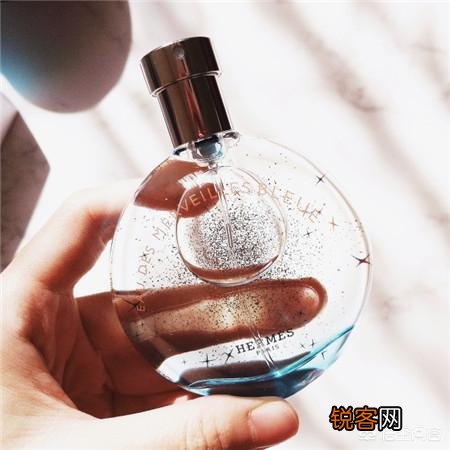 有好看的彩妆推荐吗？