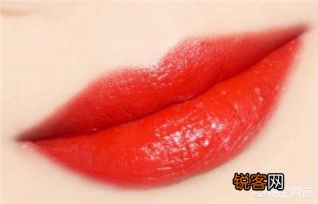 正红色口红哪个牌子颜色正？