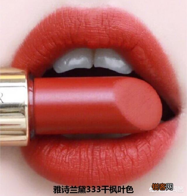 完全不化妆素颜涂口红会很奇怪吗？