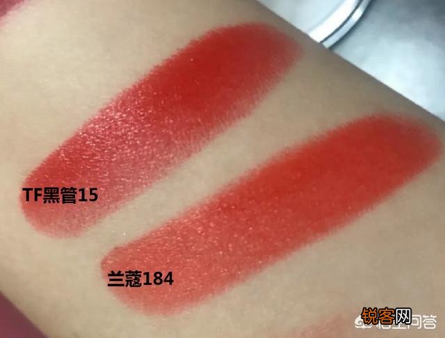 完全不化妆素颜涂口红会很奇怪吗？