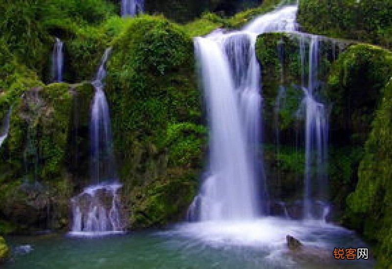 远看瀑布像什么比喻句