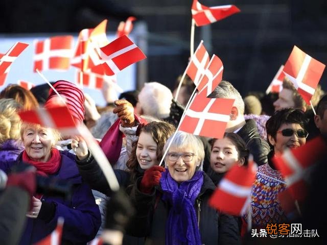 你觉得哪个国家的国民幸福指数高？