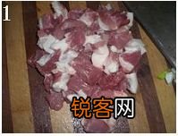 土豆蘑菇烧肉的做法