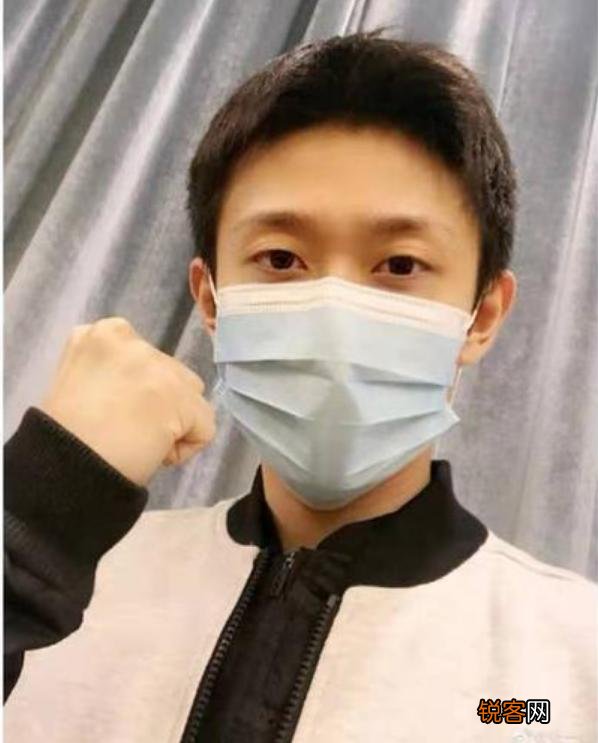 除了肖战李易峰,还有哪些男星戴口罩也很帅？