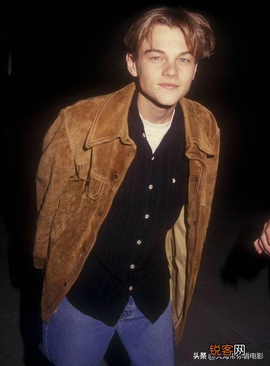 全世界 你们觉得电影明星哪个最帅？