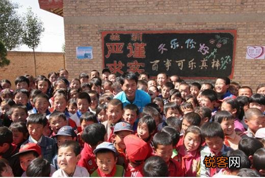 你们认为中国长的最帅的男星是谁？